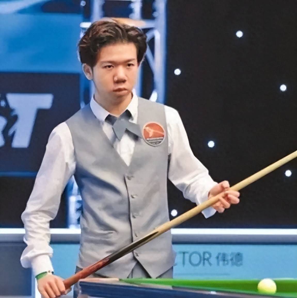 更靠前的排 更靠前的排